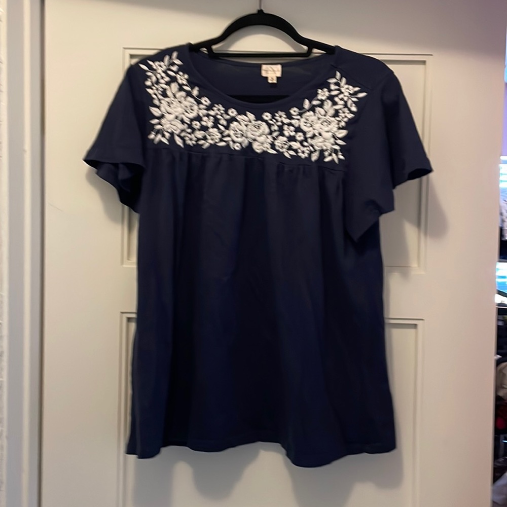Cute top
